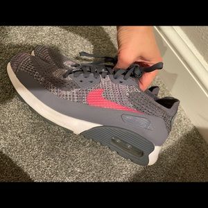 Nike AirMax Flyknit sneakers